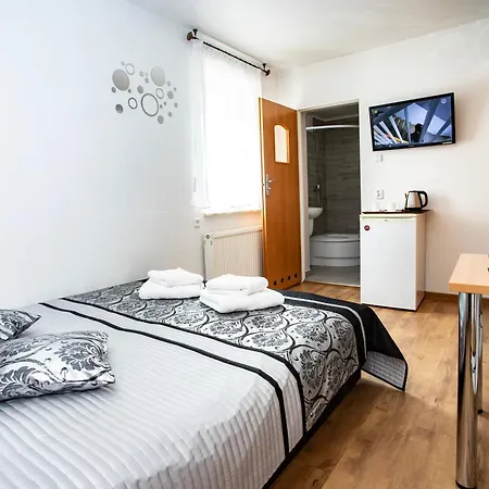 Diana Bed & Breakfast 3*